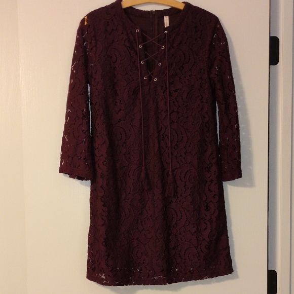 Xhilaration Dresses & Skirts - Xhilaration Lace-Up Maroon Dress